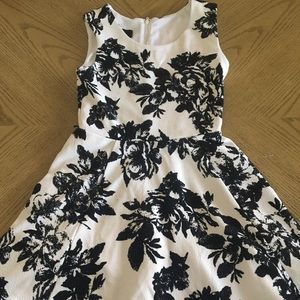 Black and white floral dress for girls